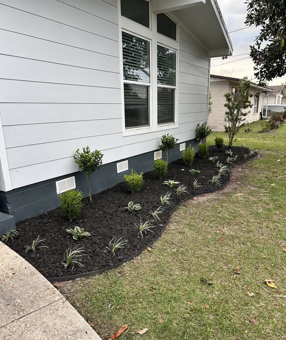 Spiced Up Lawn Service project 4 in Lynn Haven, FL